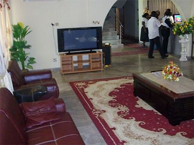 Crown Liberty Hotel Acra Interior foto